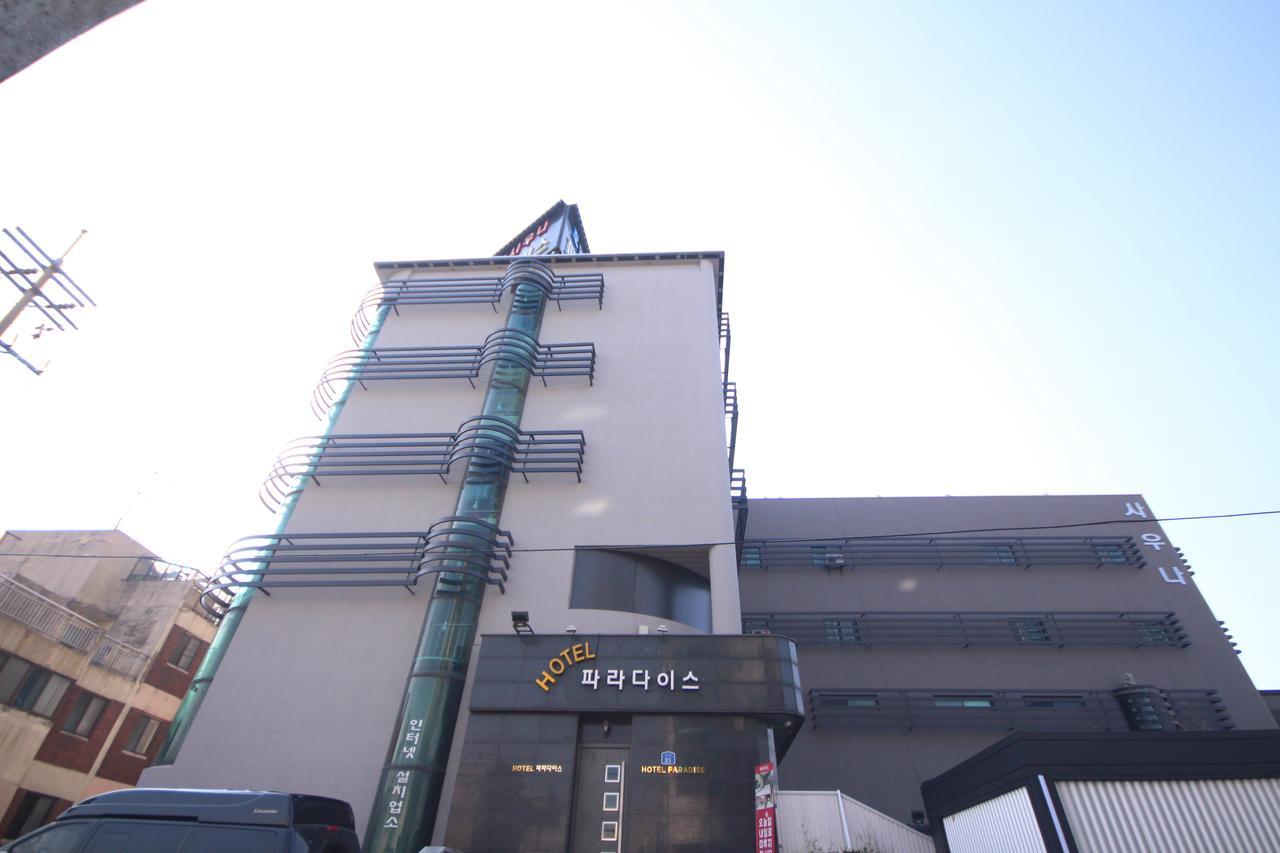 Paradise Hotel Gunsan Eksteriør billede